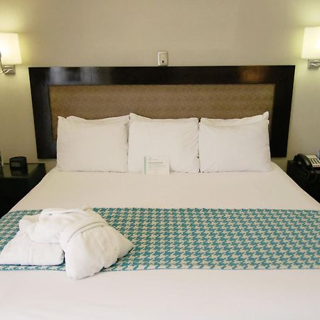 Wyndham Costa Del Sol Cajamarca Hotel ภายนอก รูปภาพ
