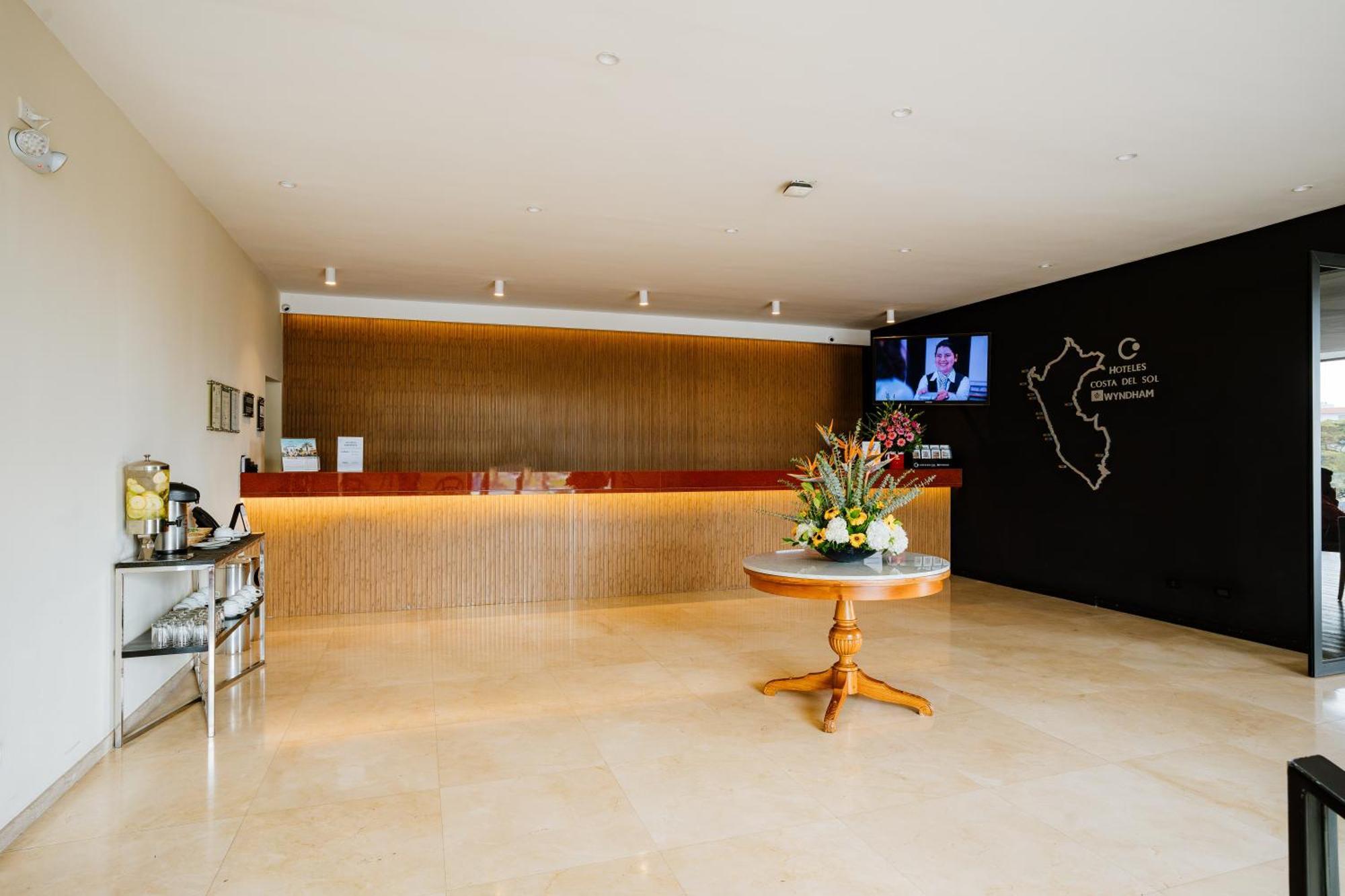 Wyndham Costa Del Sol Cajamarca Hotel ภายนอก รูปภาพ