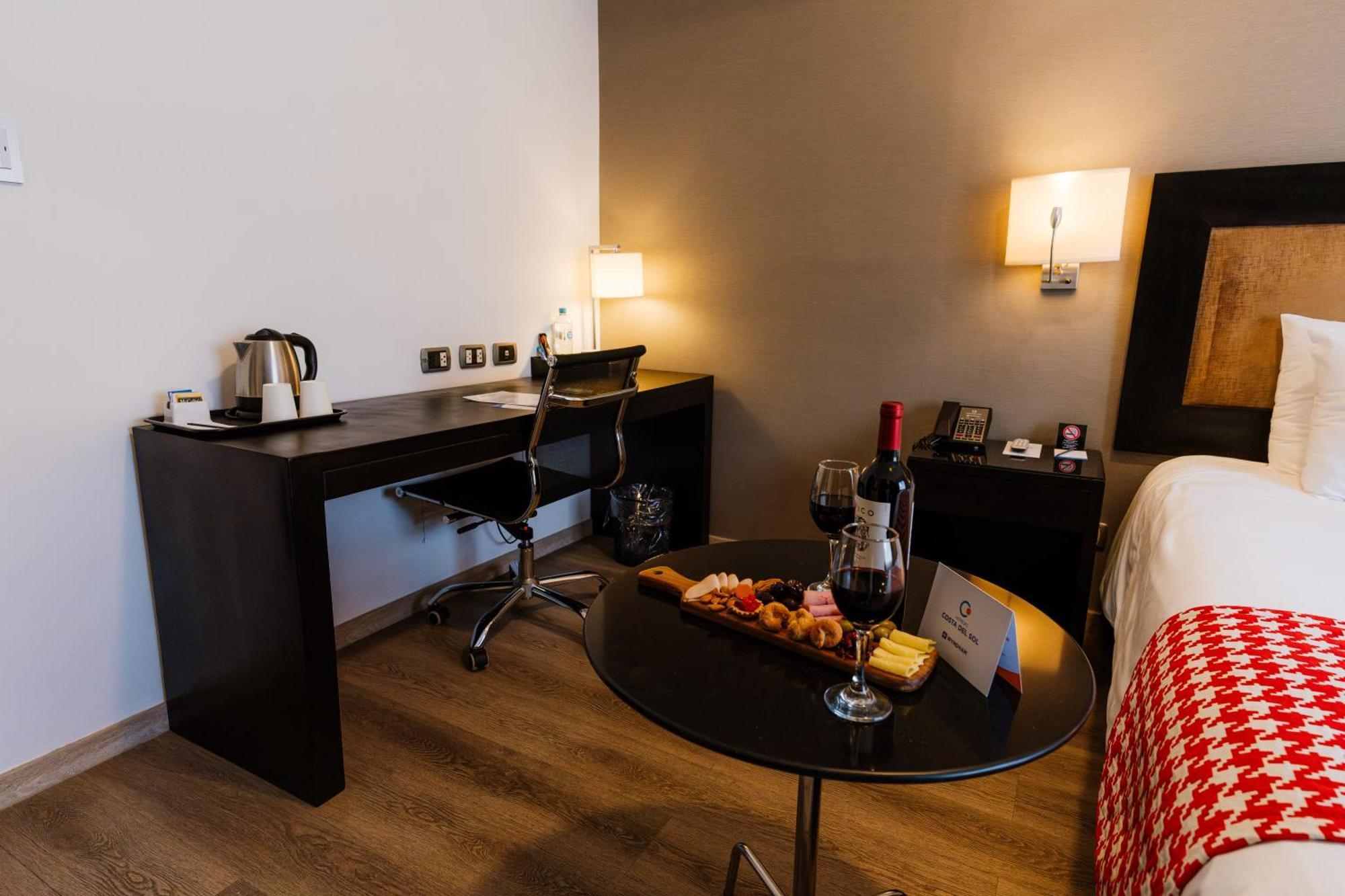 Wyndham Costa Del Sol Cajamarca Hotel ภายนอก รูปภาพ
