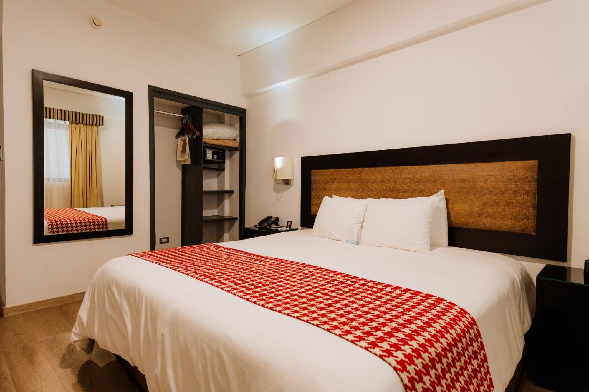 Wyndham Costa Del Sol Cajamarca Hotel ภายนอก รูปภาพ