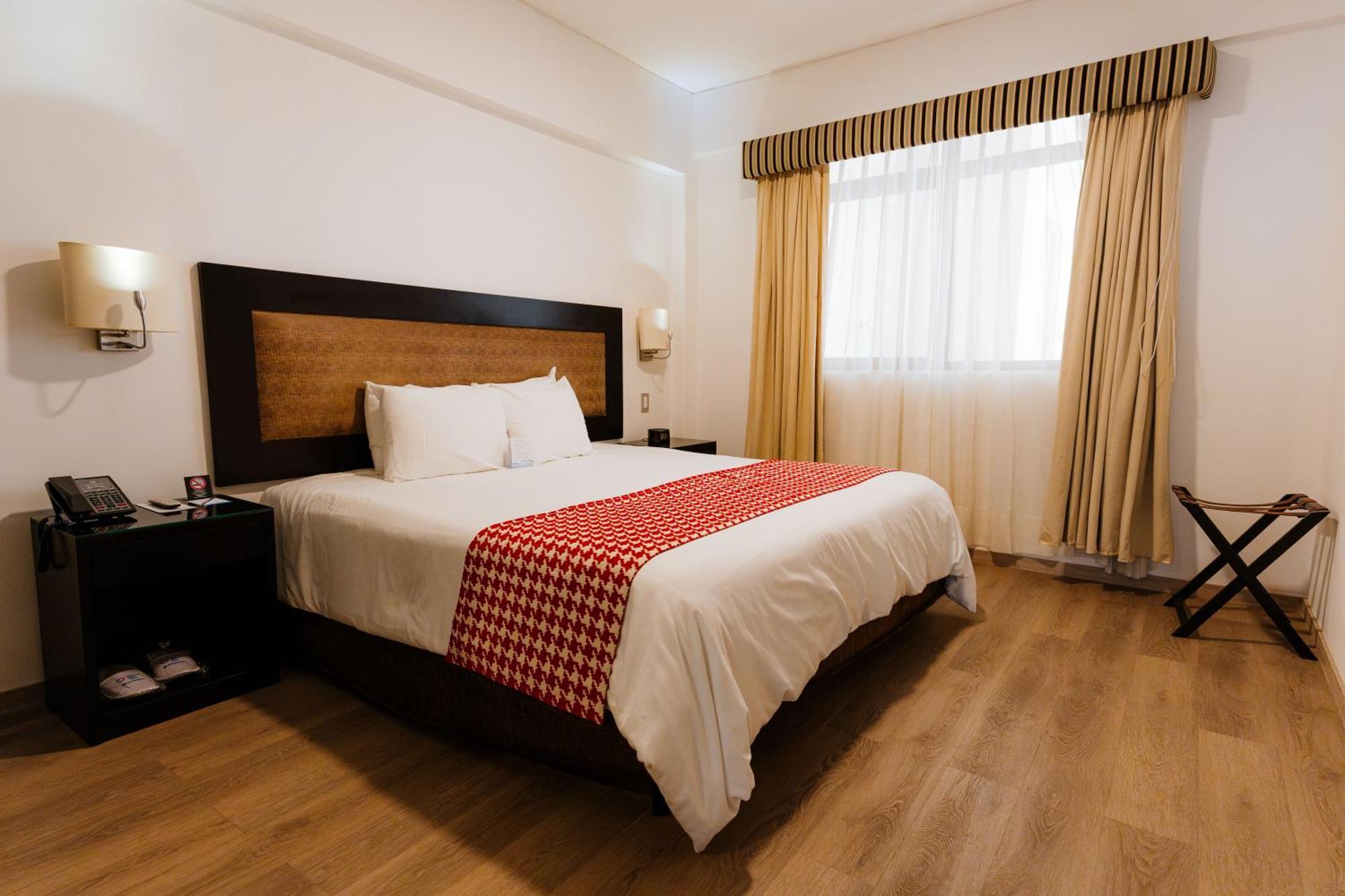 Wyndham Costa Del Sol Cajamarca Hotel ภายนอก รูปภาพ